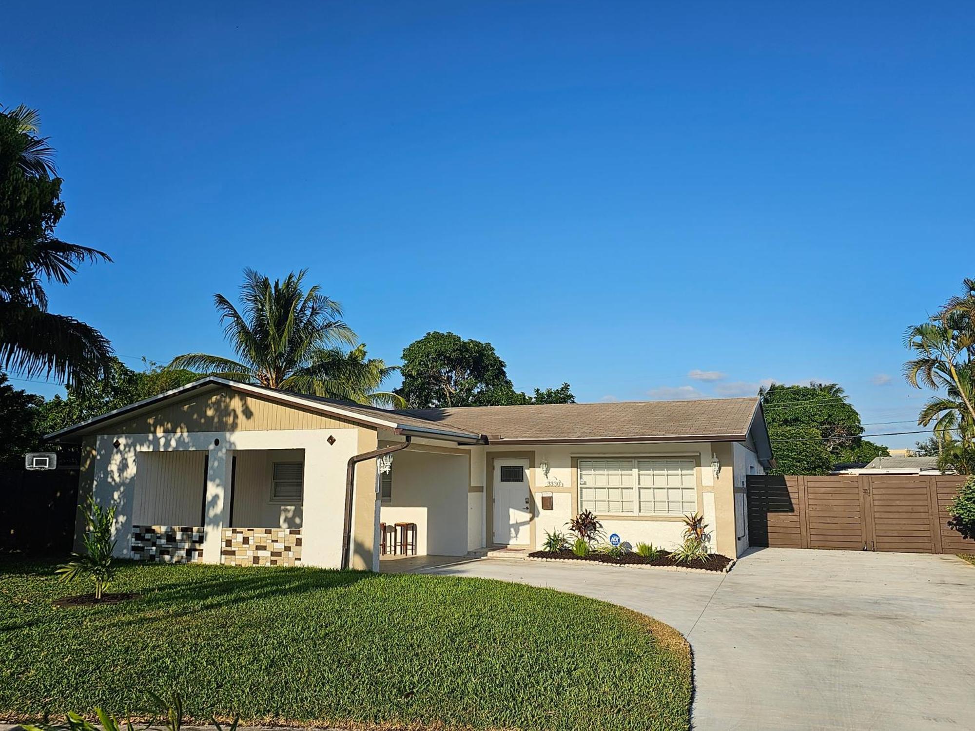 Sunny Goldie * Lauderdale Lakes